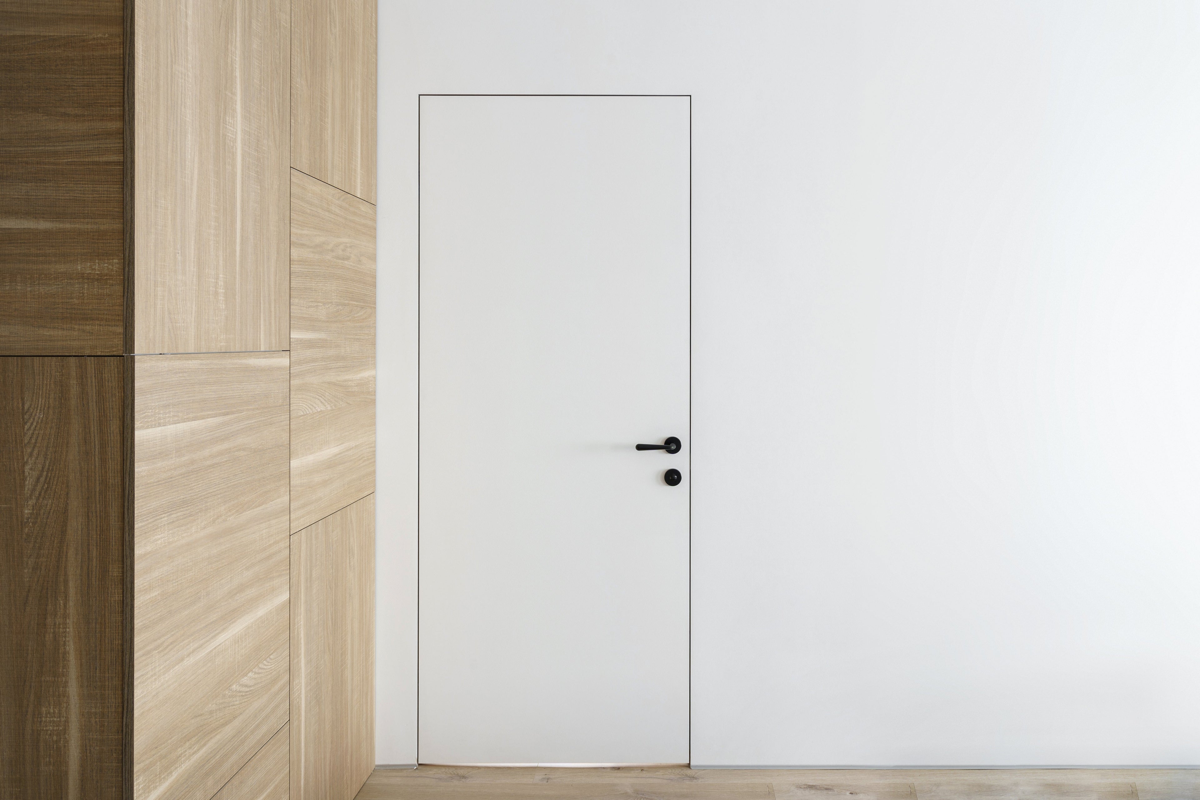 Equinox Jambs minimalist zero edge invisible door jamb